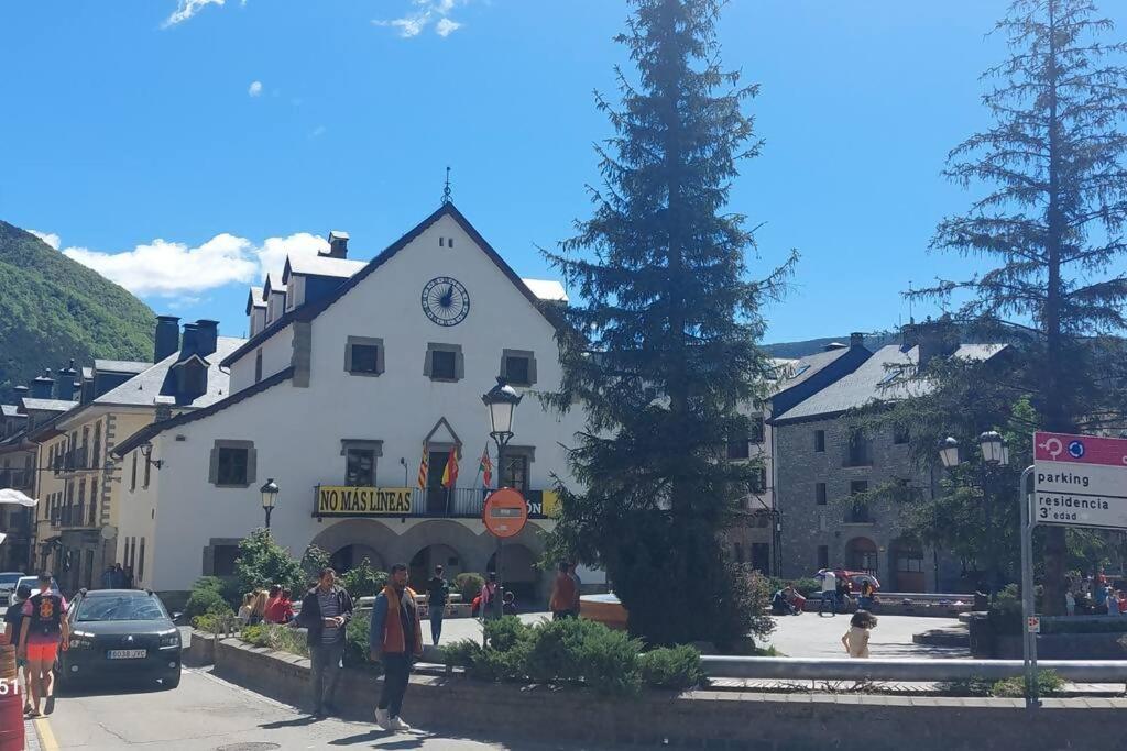 Apartamento Alma De Biescas Eksteriør billede